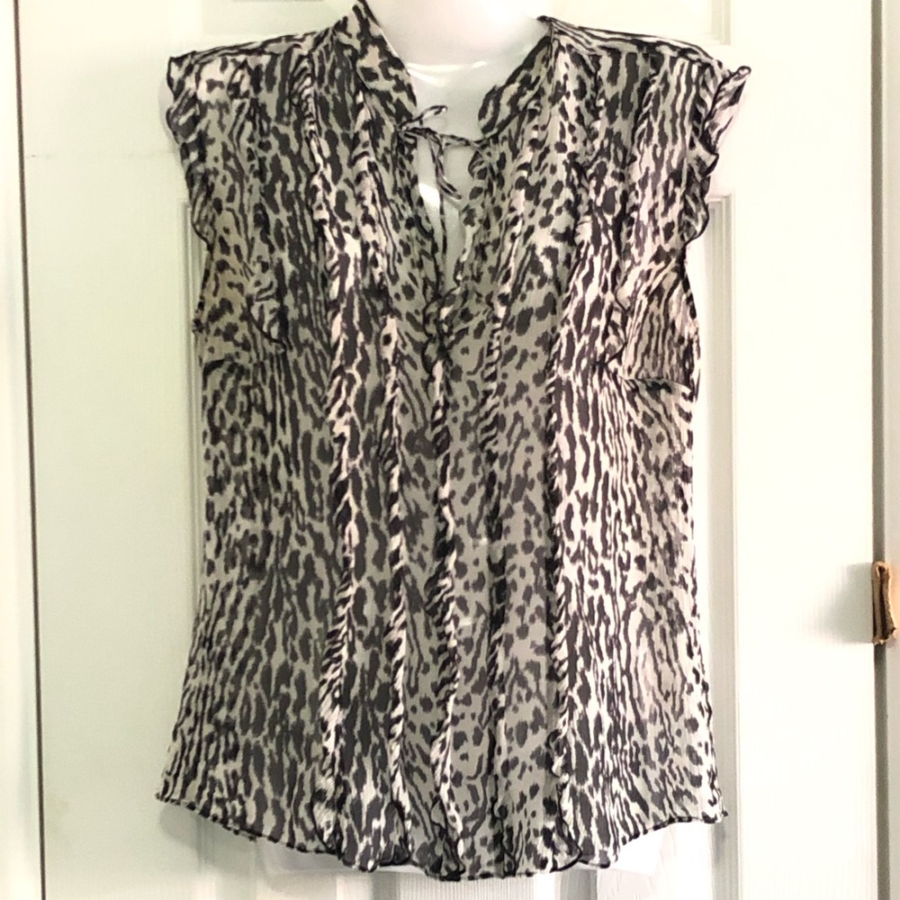 BANANA REPUBLIC: Animal print silk blouse